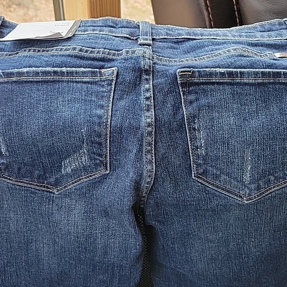 KanCan Dark Wash Distressed Flare Jeans Size 27" - Picture 4 of 8